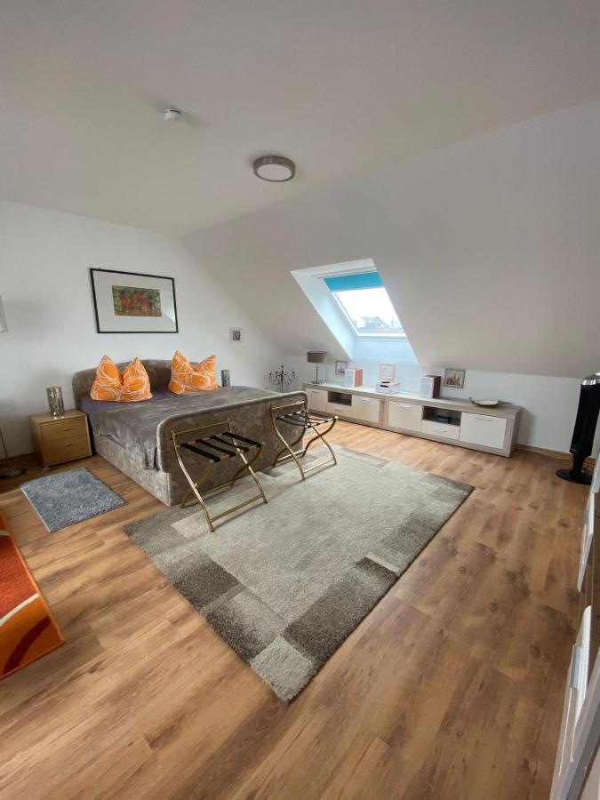 Dachgeschoss Apartment Mit Ausblick Halle  Dış mekan fotoğraf